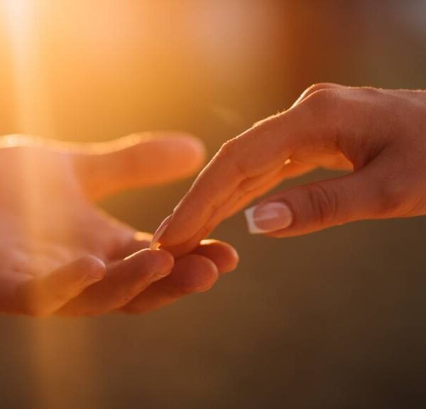 «Френдзона» Еббі Хіменес: про що книга і чи варто її читати